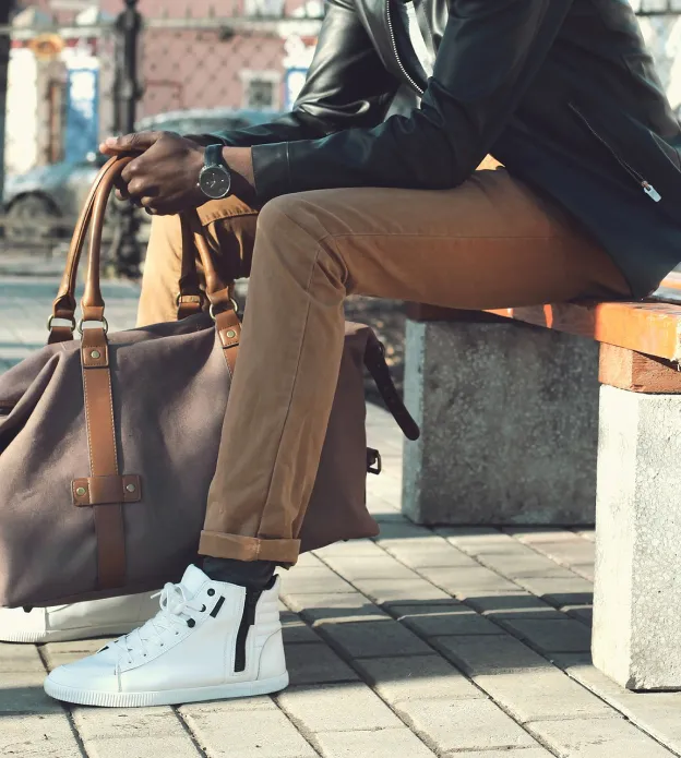 accessoires de mode pour hommes à Challones et Beaupréau dans le Maine-et-Loire 49